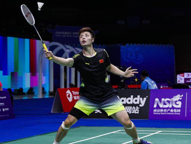 2不敌上海 2不敌上海