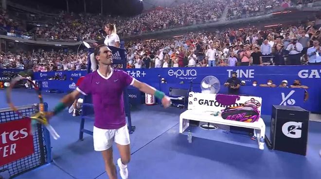 一位球迷留 一位球迷留